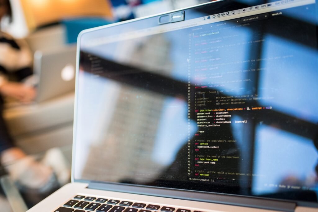 Pros and Cons of Booking a Hotel Directly through the Hotels Website
